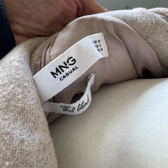 MANGO mixed blend coat.Size Medium.
Color light beige. - Picture 8 of 16
